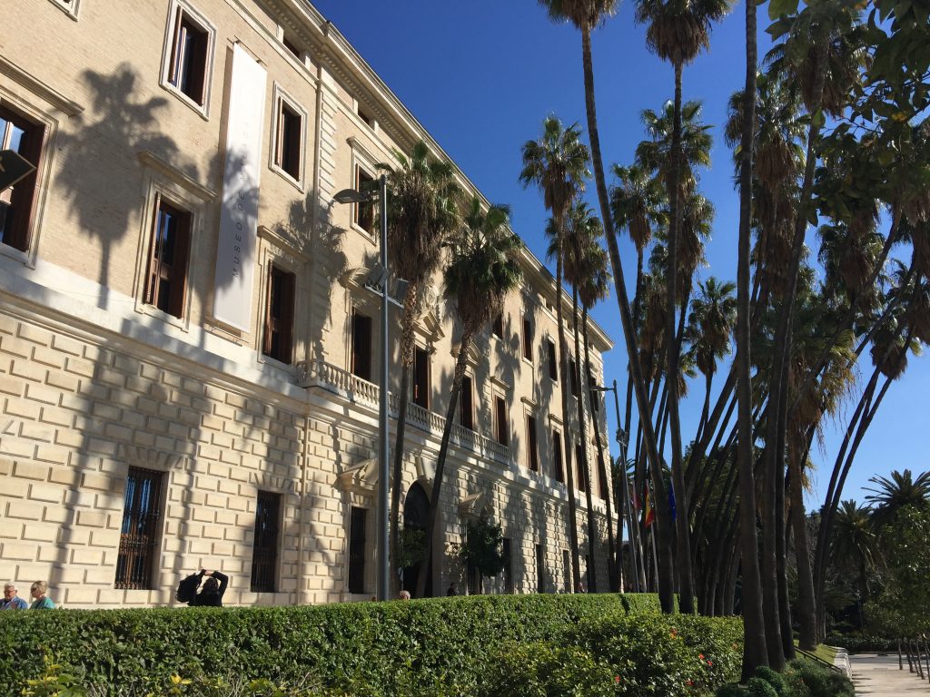 Het museum voor schone kunsten en Archeologisch museum Aduana in Malaga